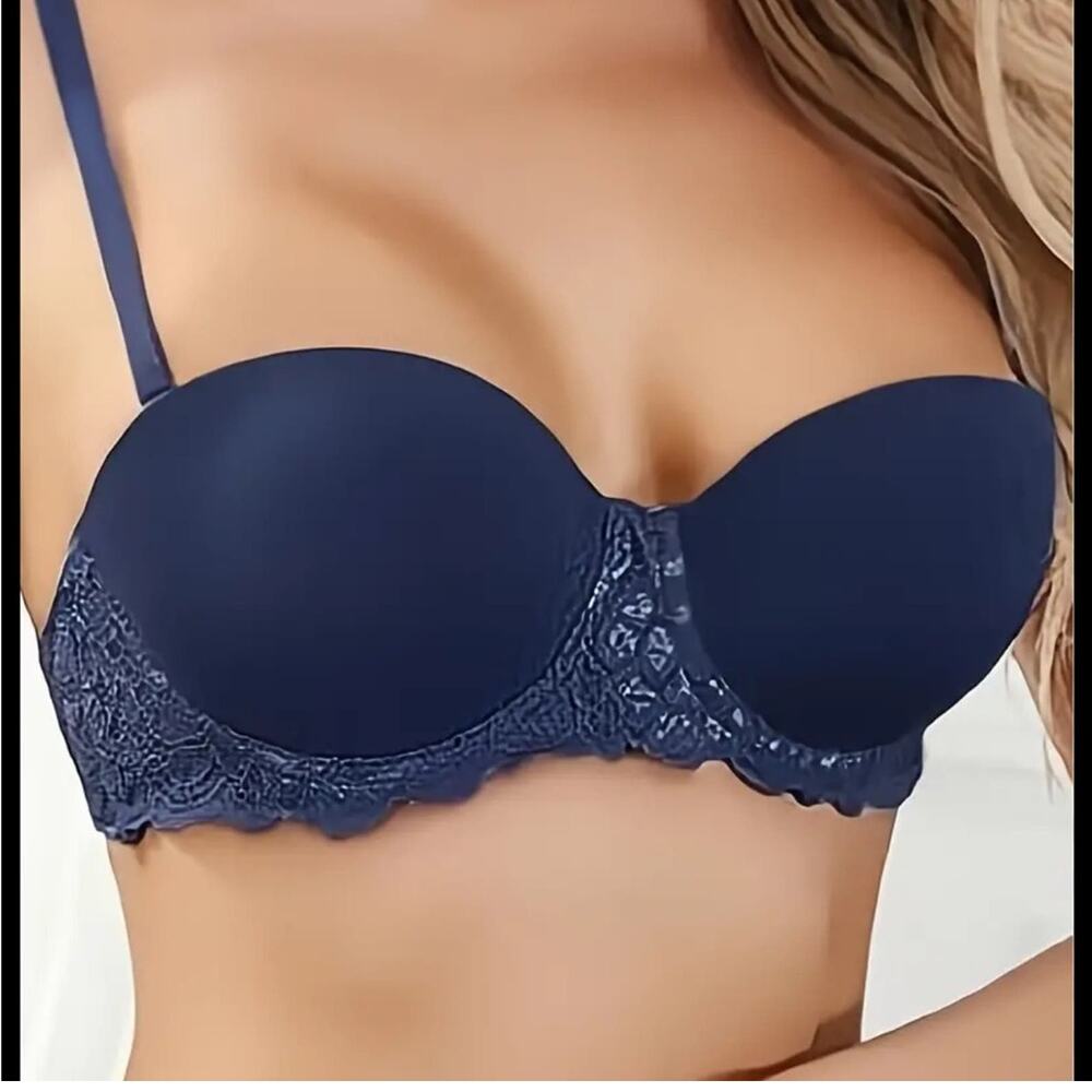 VICTORIA'S SECRET Navy blue & lace multi- way bra Size 34 D